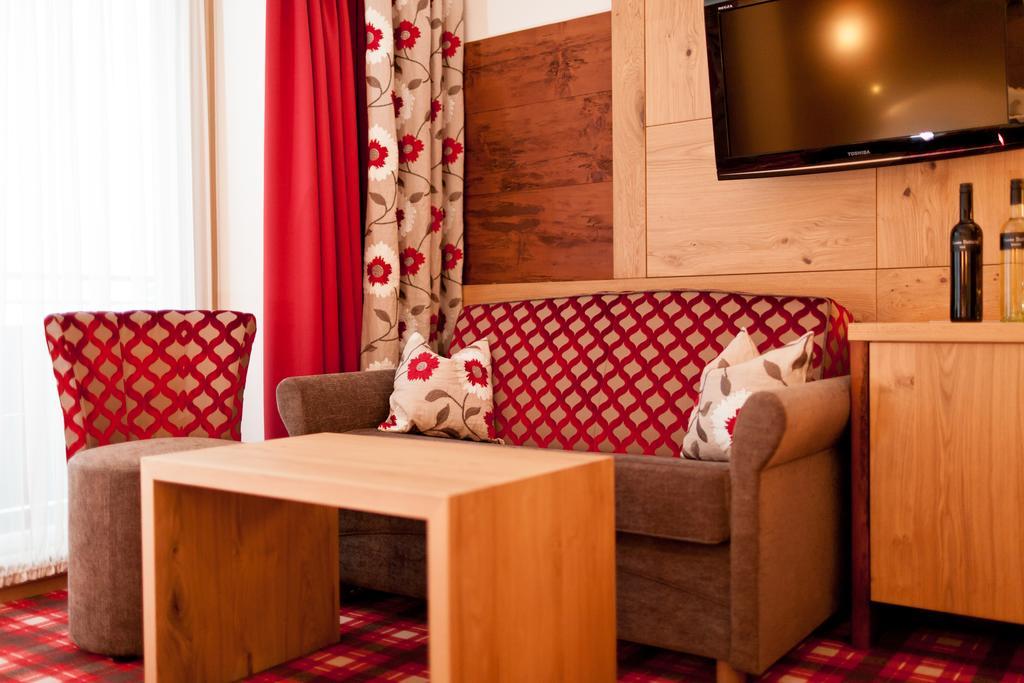 Hotel Solaria Ischgl Exterior photo